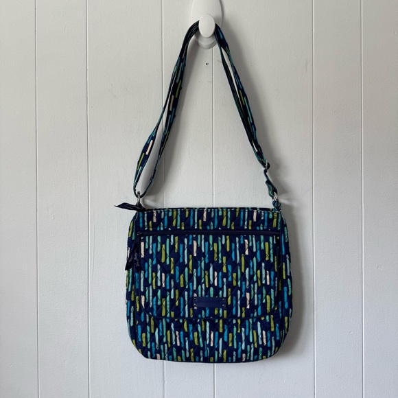 VERA BRADLEY Double Zip Mailbag in Katalina Showers - Picture 1 of 7